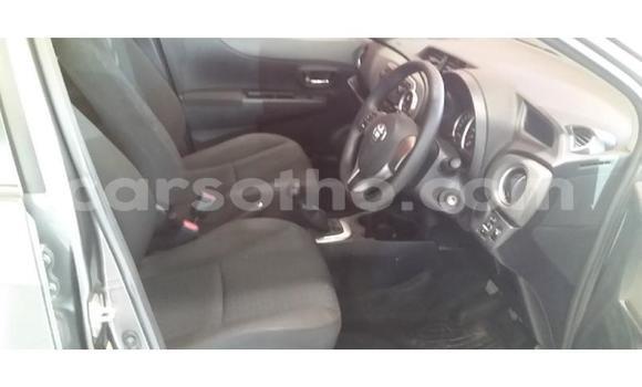 Sayi Na hannu Toyota Yaris Silver Mota in Hlotse a Leribe Sayi Na hannu Toyota Yaris Silver Mota in Hlotse a Leribe