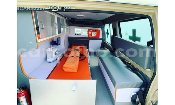 اشتري Imported Toyota Land Cruiser Beige سيارة في Import - Dubai في Maseru اشتري Imported Toyota Land Cruiser Beige سيارة في Import - Dubai في Maseru