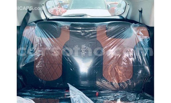 Sayi Imported Hyundai Creta White Mota in Import - Dubai a Maseru Sayi Imported Hyundai Creta White Mota in Import - Dubai a Maseru