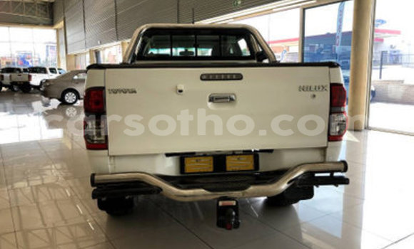 اشتري مستعمل Toyota Hilux White سيارة في Maseru في Maseru اشتري مستعمل Toyota Hilux White سيارة في Maseru في Maseru