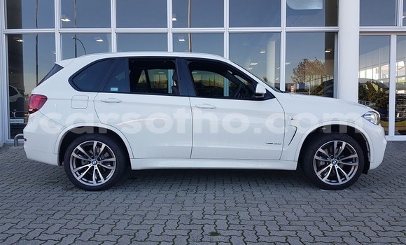 Acheter Occasion Voiture BMW X5 Blanc à Maputsoa, Leribe Acheter Occasion Voiture BMW X5 Blanc à Maputsoa, Leribe