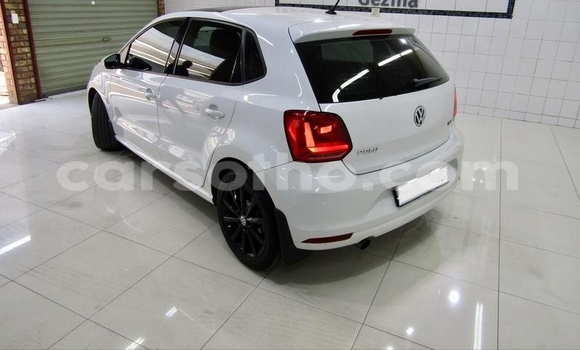 Acheter Occasion Voiture Volkswagen Polo Blanc à Hlotse, Leribe Acheter Occasion Voiture Volkswagen Polo Blanc à Hlotse, Leribe