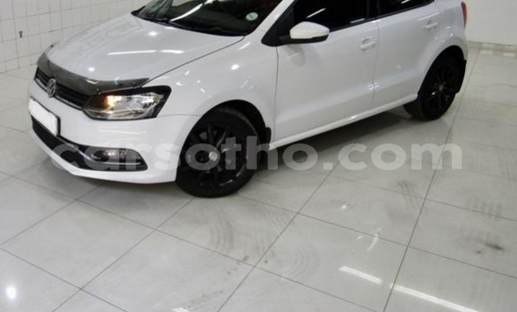 Acheter Occasion Voiture Volkswagen Polo Blanc à Hlotse, Leribe Acheter Occasion Voiture Volkswagen Polo Blanc à Hlotse, Leribe