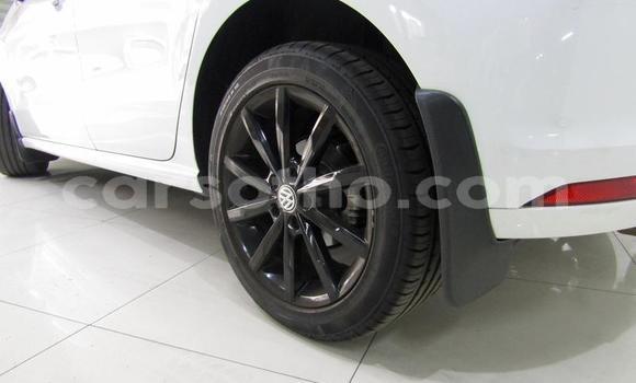 Acheter Occasion Voiture Volkswagen Polo Blanc à Hlotse, Leribe Acheter Occasion Voiture Volkswagen Polo Blanc à Hlotse, Leribe
