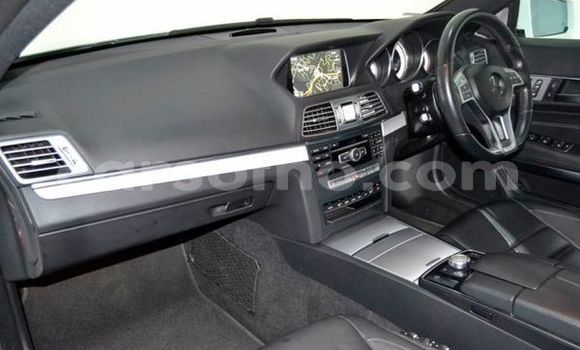 Buy Used Mercedes-Benz E–Class White Car in Maseru in Maseru Buy Used Mercedes-Benz E–Class White Car in Maseru in Maseru