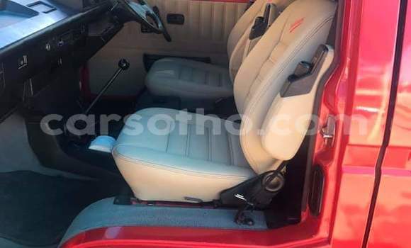 Buy Used Volkswagen Caravelle Red Car in Butha–Buthe in Thaba-Tseka Buy Used Volkswagen Caravelle Red Car in Butha–Buthe in Thaba-Tseka
