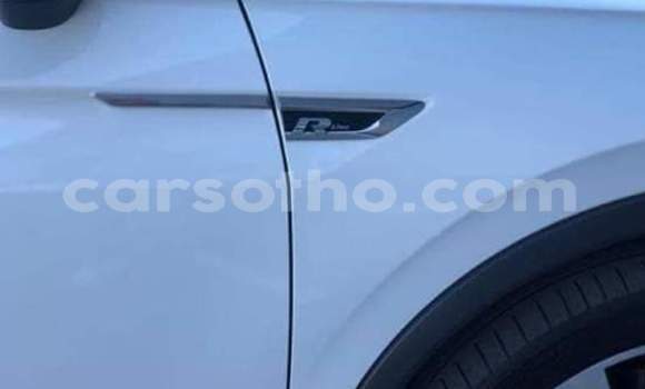 Sayi Na hannu Volkswagen Tiguan White Mota in Thaba–Tseka a Mafeteng Sayi Na hannu Volkswagen Tiguan White Mota in Thaba–Tseka a Mafeteng