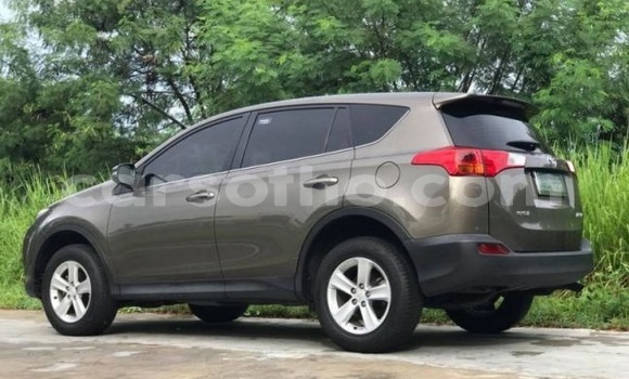 Acheter Occasion Voiture Toyota RAV4 Marron à Mohale's Hoek, Mohale's Hoek Acheter Occasion Voiture Toyota RAV4 Marron à Mohale's Hoek, Mohale's Hoek