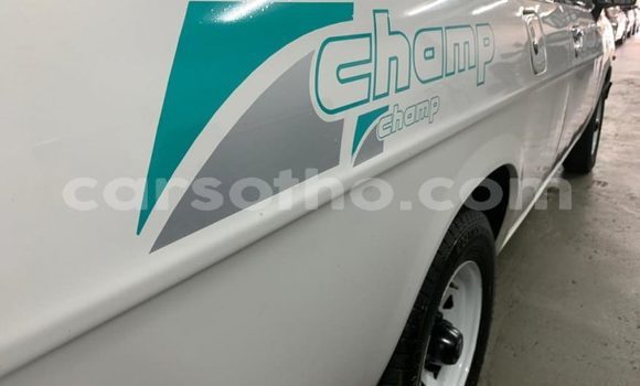Sayi Na hannu Nissan Pickup White Mota in Maseru a Maseru Sayi Na hannu Nissan Pickup White Mota in Maseru a Maseru