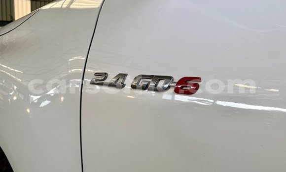 اشتري مستعمل Toyota Hilux White سيارة في Hlotse في Leribe اشتري مستعمل Toyota Hilux White سيارة في Hlotse في Leribe