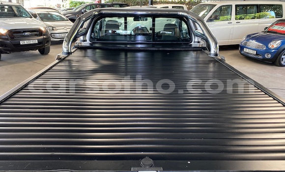 اشتري مستعمل Toyota Hilux White سيارة في Hlotse في Leribe اشتري مستعمل Toyota Hilux White سيارة في Hlotse في Leribe