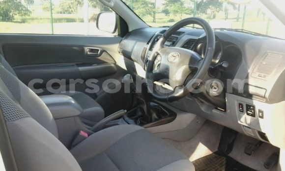 اشتري مستعمل Toyota Hilux White سيارة في Maseru في Maseru اشتري مستعمل Toyota Hilux White سيارة في Maseru في Maseru