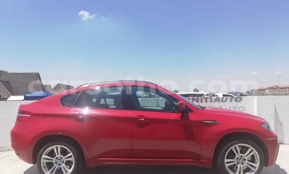 Sayi Na hannu BMW X6 M Red Mota in Hlotse a Leribe Sayi Na hannu BMW X6 M Red Mota in Hlotse a Leribe