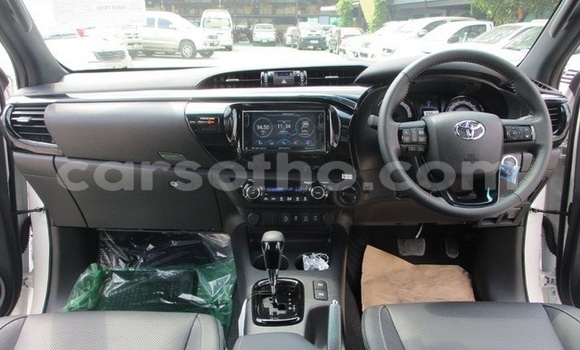 Acheter Occasion Voiture Toyota Hilux Blanc à Maseru, Maseru Acheter Occasion Voiture Toyota Hilux Blanc à Maseru, Maseru