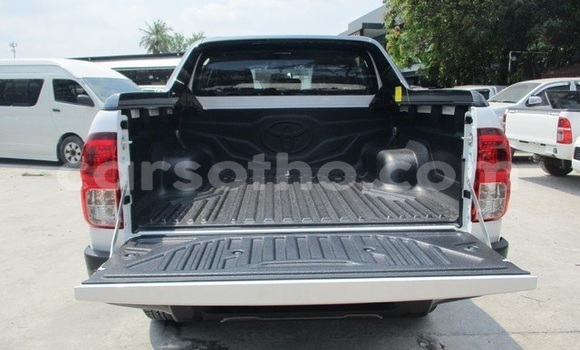 Acheter Occasion Voiture Toyota Hilux Blanc à Maseru, Maseru Acheter Occasion Voiture Toyota Hilux Blanc à Maseru, Maseru