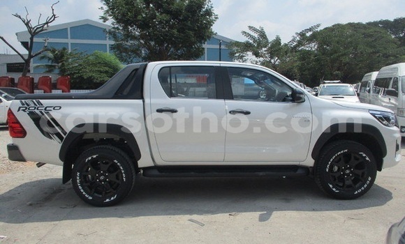 Acheter Occasion Voiture Toyota Hilux Blanc à Maseru, Maseru Acheter Occasion Voiture Toyota Hilux Blanc à Maseru, Maseru