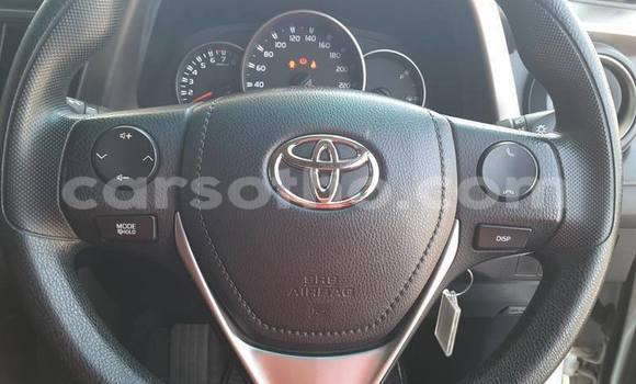 Sayi Na hannu Toyota RAV4 White Mota in Maputsoa a Leribe Sayi Na hannu Toyota RAV4 White Mota in Maputsoa a Leribe