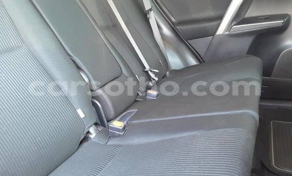 Sayi Na hannu Toyota RAV4 White Mota in Maputsoa a Leribe Sayi Na hannu Toyota RAV4 White Mota in Maputsoa a Leribe