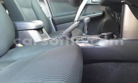 Sayi Na hannu Toyota RAV4 White Mota in Maputsoa a Leribe Sayi Na hannu Toyota RAV4 White Mota in Maputsoa a Leribe