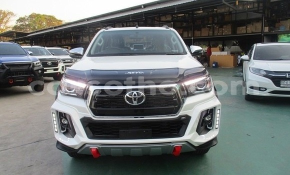 Acheter Occasion Voiture Toyota Hilux Blanc à Maseru, Maseru Acheter Occasion Voiture Toyota Hilux Blanc à Maseru, Maseru