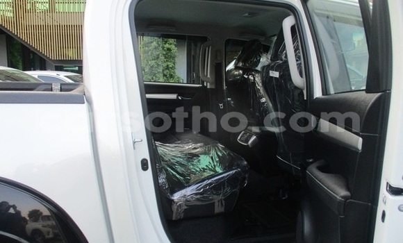 Acheter Occasion Voiture Toyota Hilux Blanc à Maseru, Maseru Acheter Occasion Voiture Toyota Hilux Blanc à Maseru, Maseru