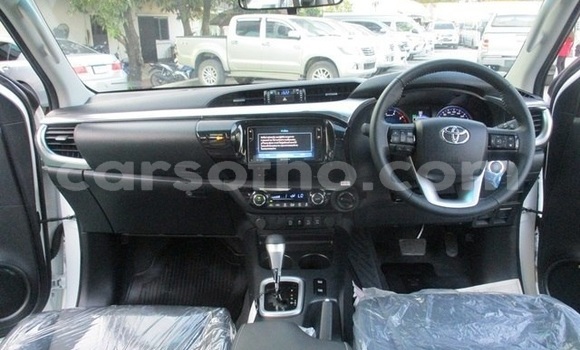 Acheter Occasion Voiture Toyota Hilux Blanc à Maseru, Maseru Acheter Occasion Voiture Toyota Hilux Blanc à Maseru, Maseru