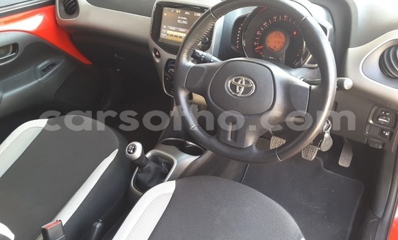 Sayi Na hannu Toyota Aygo Red Mota in Maputsoa a Leribe Sayi Na hannu Toyota Aygo Red Mota in Maputsoa a Leribe