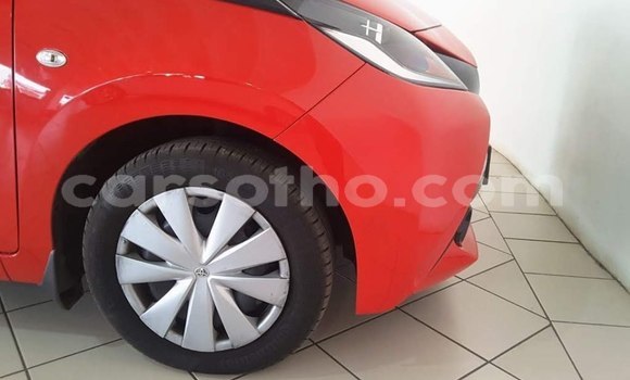 Sayi Na hannu Toyota Aygo Red Mota in Maputsoa a Leribe Sayi Na hannu Toyota Aygo Red Mota in Maputsoa a Leribe