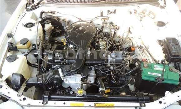 Acheter Occasion Voiture Toyota Corolla Blanc à Maseru, Maseru Acheter Occasion Voiture Toyota Corolla Blanc à Maseru, Maseru