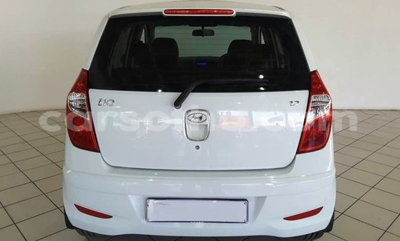 Sayi Na hannu Hyundai i10 White Mota in Maputsoa a Leribe Sayi Na hannu Hyundai i10 White Mota in Maputsoa a Leribe
