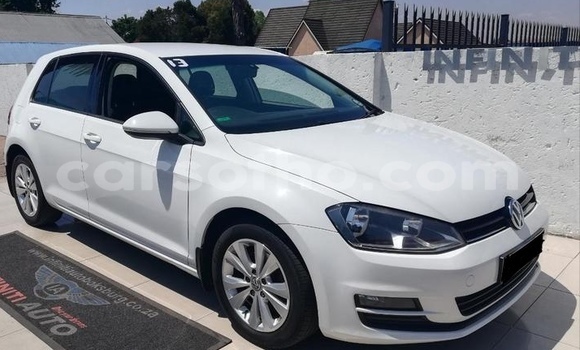 Sayi Na hannu Volkswagen Golf White Mota in Hlotse a Leribe Sayi Na hannu Volkswagen Golf White Mota in Hlotse a Leribe
