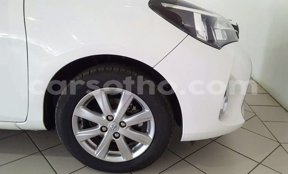 اشتري مستعمل Toyota Yaris White سيارة في Maputsoe في Leribe اشتري مستعمل Toyota Yaris White سيارة في Maputsoe في Leribe