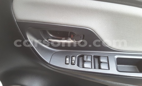 اشتري مستعمل Toyota Yaris White سيارة في Maputsoe في Leribe اشتري مستعمل Toyota Yaris White سيارة في Maputsoe في Leribe