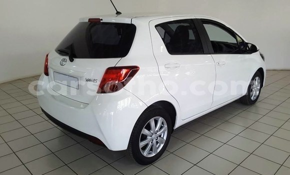 اشتري مستعمل Toyota Yaris White سيارة في Maputsoe في Leribe اشتري مستعمل Toyota Yaris White سيارة في Maputsoe في Leribe