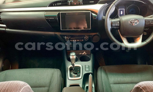 Acheter Occasion Voiture Toyota Hilux Blanc à Maputsoa, Leribe Acheter Occasion Voiture Toyota Hilux Blanc à Maputsoa, Leribe