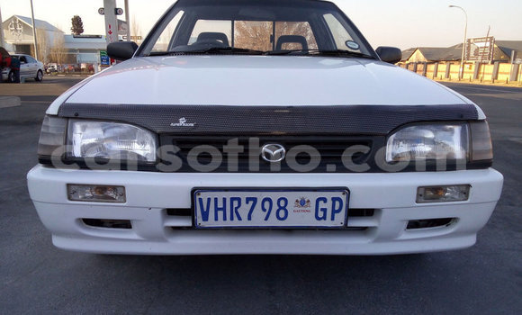 Acheter Occasion Voiture Mazda Familia Blanc à Maseru, Maseru Acheter Occasion Voiture Mazda Familia Blanc à Maseru, Maseru