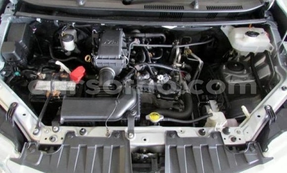 Sayi Na hannu Toyota Avanza Silver Mota in Maseru a Maseru Sayi Na hannu Toyota Avanza Silver Mota in Maseru a Maseru
