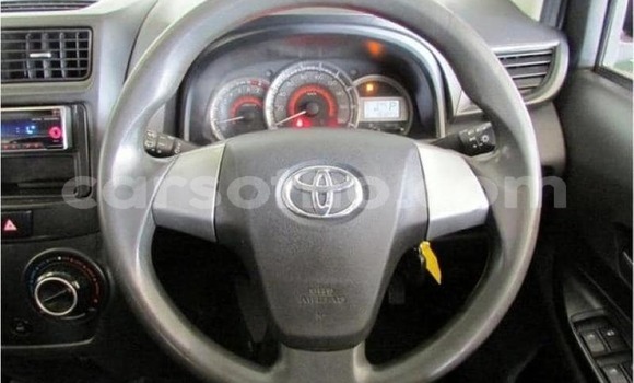 Sayi Na hannu Toyota Avanza Silver Mota in Maseru a Maseru Sayi Na hannu Toyota Avanza Silver Mota in Maseru a Maseru