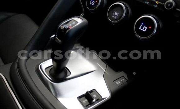 Acheter Occasion Voiture Jaguar E-Pace Bleu à Maseru, Maseru Acheter Occasion Voiture Jaguar E-Pace Bleu à Maseru, Maseru