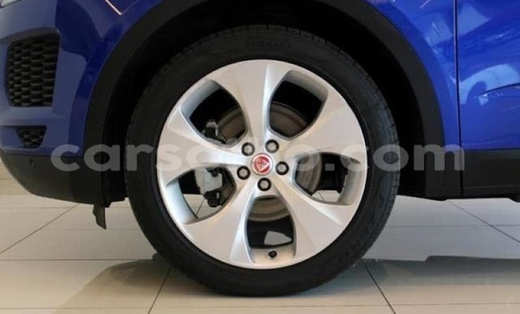 Acheter Occasion Voiture Jaguar E-Pace Bleu à Maseru, Maseru Acheter Occasion Voiture Jaguar E-Pace Bleu à Maseru, Maseru
