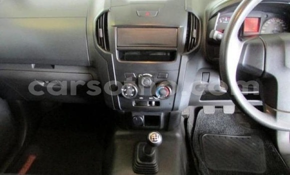 اشتري مستعمل Isuzu KB White سيارة في Maputsoa في Leribe اشتري مستعمل Isuzu KB White سيارة في Maputsoa في Leribe