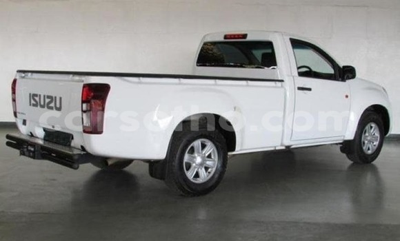 اشتري مستعمل Isuzu KB White سيارة في Maputsoa في Leribe اشتري مستعمل Isuzu KB White سيارة في Maputsoa في Leribe