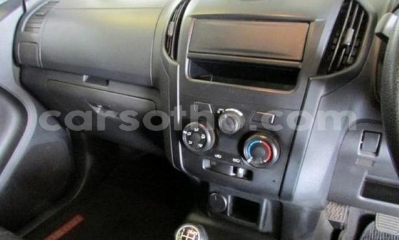 اشتري مستعمل Isuzu KB White سيارة في Maputsoa في Leribe اشتري مستعمل Isuzu KB White سيارة في Maputsoa في Leribe