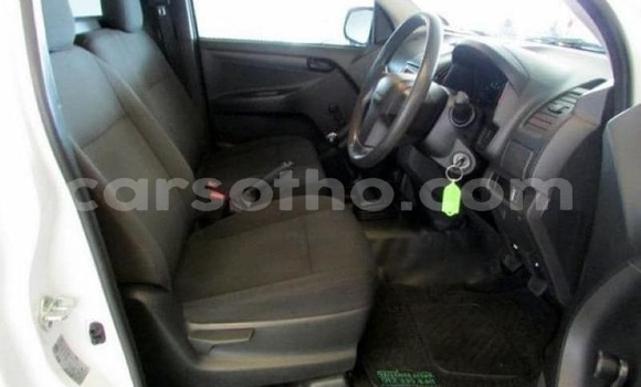 اشتري مستعمل Isuzu KB White سيارة في Maputsoa في Leribe اشتري مستعمل Isuzu KB White سيارة في Maputsoa في Leribe