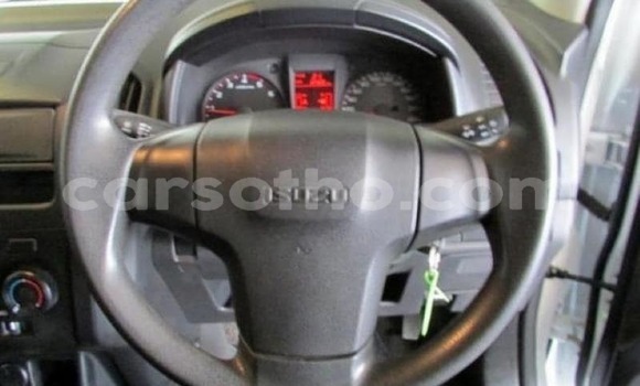 اشتري مستعمل Isuzu KB White سيارة في Maputsoa في Leribe اشتري مستعمل Isuzu KB White سيارة في Maputsoa في Leribe