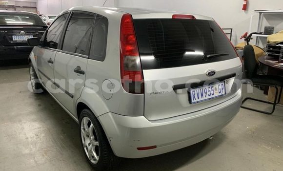 Acheter Occasion Voiture Ford Fiesta Gris à Maseru, Maseru Acheter Occasion Voiture Ford Fiesta Gris à Maseru, Maseru