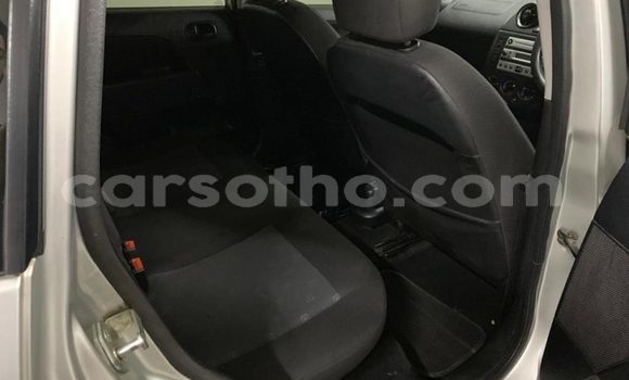 Acheter Occasion Voiture Ford Fiesta Gris à Maseru, Maseru Acheter Occasion Voiture Ford Fiesta Gris à Maseru, Maseru