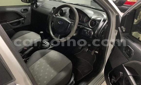 Acheter Occasion Voiture Ford Fiesta Gris à Maseru, Maseru Acheter Occasion Voiture Ford Fiesta Gris à Maseru, Maseru