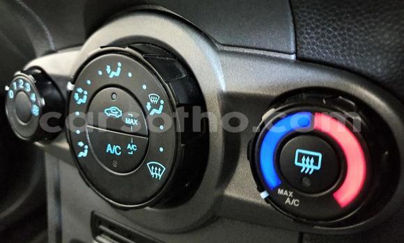 Sayi Na hannu Ford Fiesta White Mota in Hlotse a Leribe Sayi Na hannu Ford Fiesta White Mota in Hlotse a Leribe