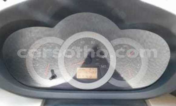 Buy Import Toyota RAV4 White Car in Maputsoe in Leribe Buy Import Toyota RAV4 White Car in Maputsoe in Leribe